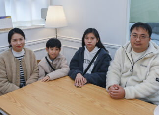 행복한 이강진, 박서준, 박예린, 박은수